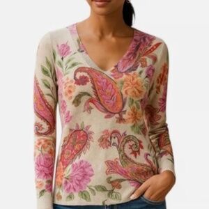 TALBOTS 100% Merino Wool Finely Knit Long Sleeve V-Neck Sweater Paisley Print S